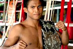 Buakaw por Pramuk, muay thai world champion